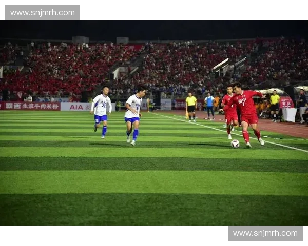 周末足球联赛全面升级激情对决点燃绿茵赛场风云再起巅峰角逐盛宴